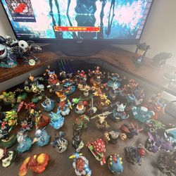 Skylanders Huge Lot