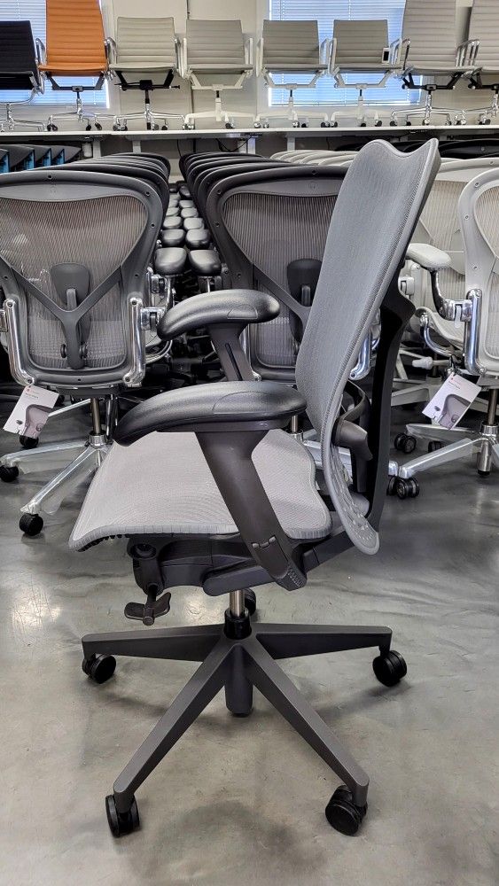 30-90% off Herman Miller Mirra 2 Chair
