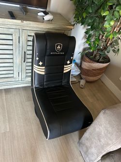 Gaming chair