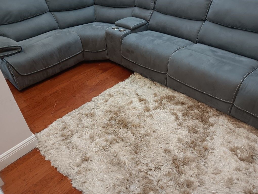 *Weekend Special!!!*---Cozy Alejandra Gray Microfiber Reclining Sectional Sofa---Delivery And Financing Available🤭