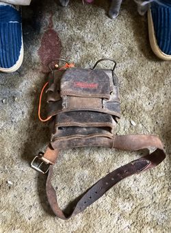Genuine Leather Classic Tool Belt.