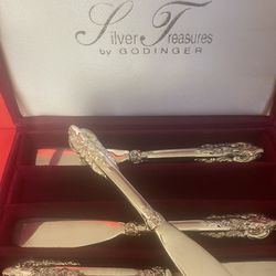 Knives for Serving Spreadables( Butter Knives)