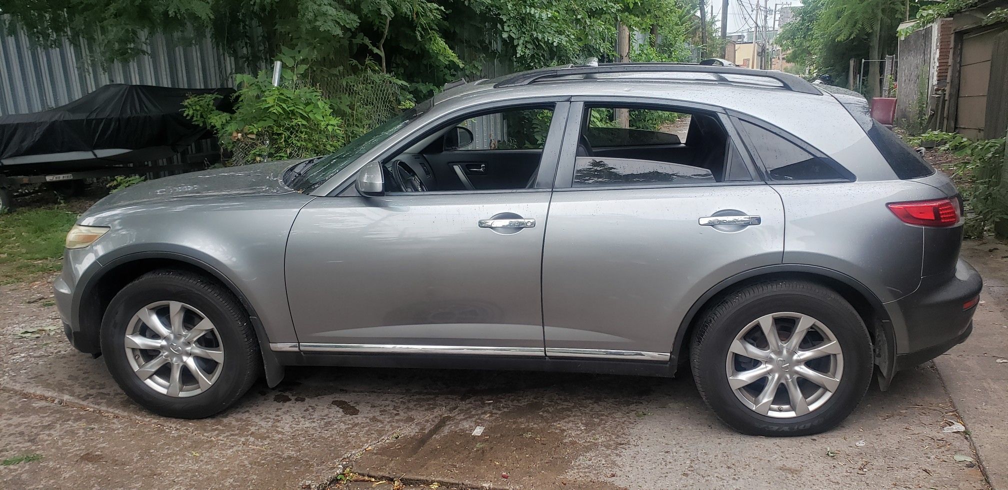 2007 Infiniti FX35 AWD/SUNROOF/TV/DVD