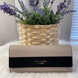 Kate Spade Spencer Warmbeige/Black Spencer Slim Flap Wallet