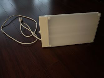 Light therapy box
