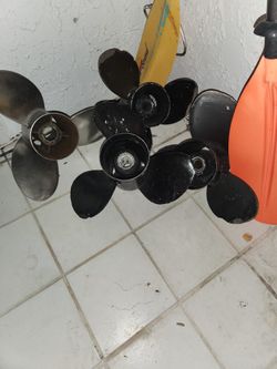 17,,,,,19 pitch perpell's