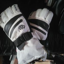 Reusch Helena R-TEX XT Women's glove. 