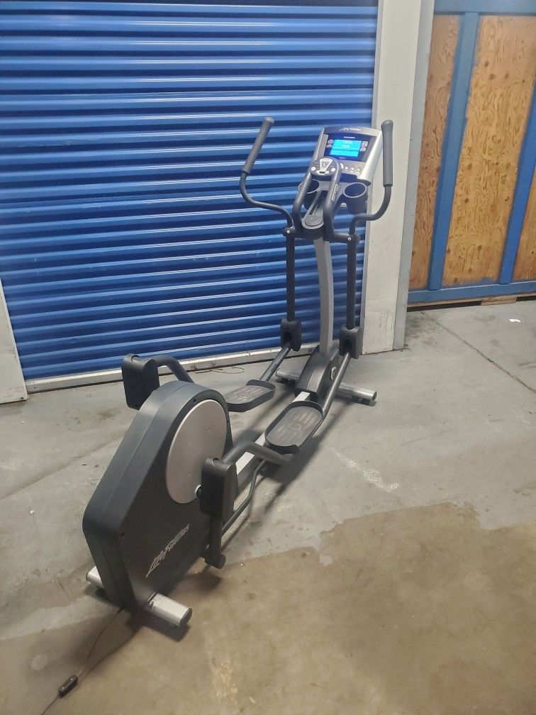 Life Fitness X3 Elliptical Local Delivery Available 