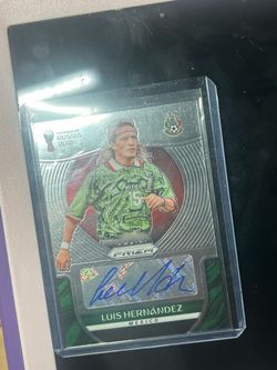2018 Panini Prizm World Cup Luis Hernández Auto Card