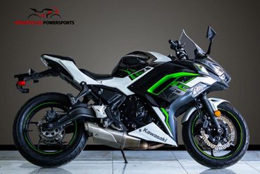 2022 Kawasaki Ninja 650 ABS