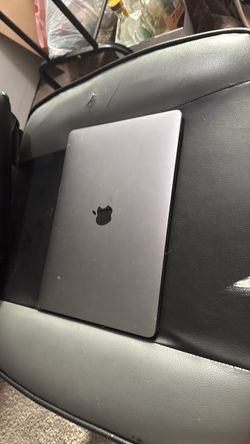 Apple mac book pro