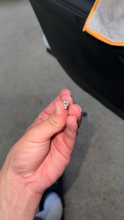 chrome hearts earring - only 1