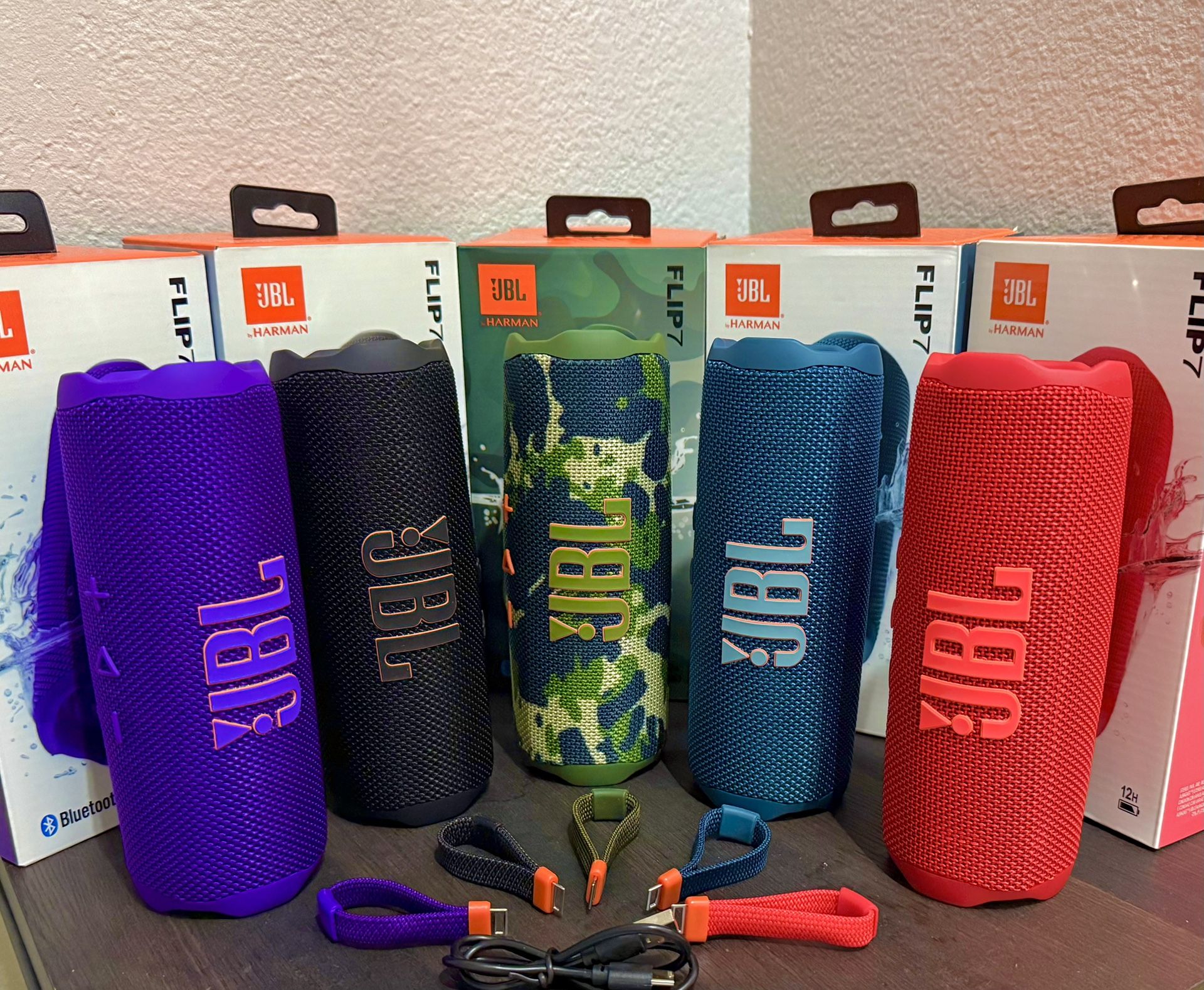 JBL FLIP 7 Portable Bluetooth Speaker *Best Offer*