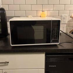 Mainstays Microwave 