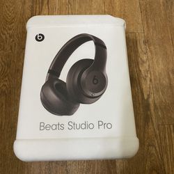 Beats Studio Pro  