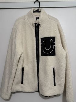 True Religion XXL Sheep like Sweater