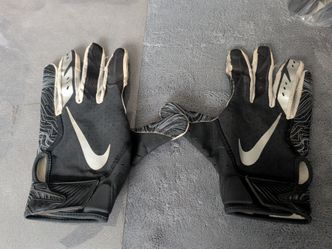 Nike gloves