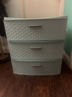 Sterilite 3 Drawer Dresser