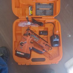 Paslode  Cordless 26 GA finish Nailers