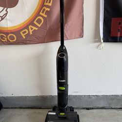 Eureka NEW400 Bagless Cordless HEPA Filter for Hard Floor, Carpet, Wood in Black Wet/Dry Canister Vacuum