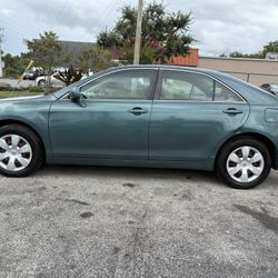 2009 Toyota Camry 