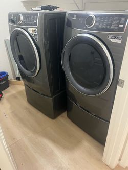 Electrolux Washer and Dryer Set