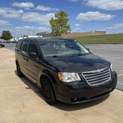 2010 Town And Country 