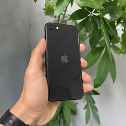 iPhone 8 - Unlocked - 128GB