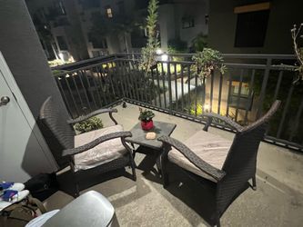 Like New Outdoor Patio Set