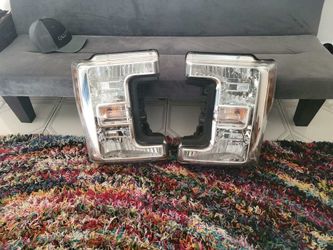 Ford F350 Halogen Headlights OEM