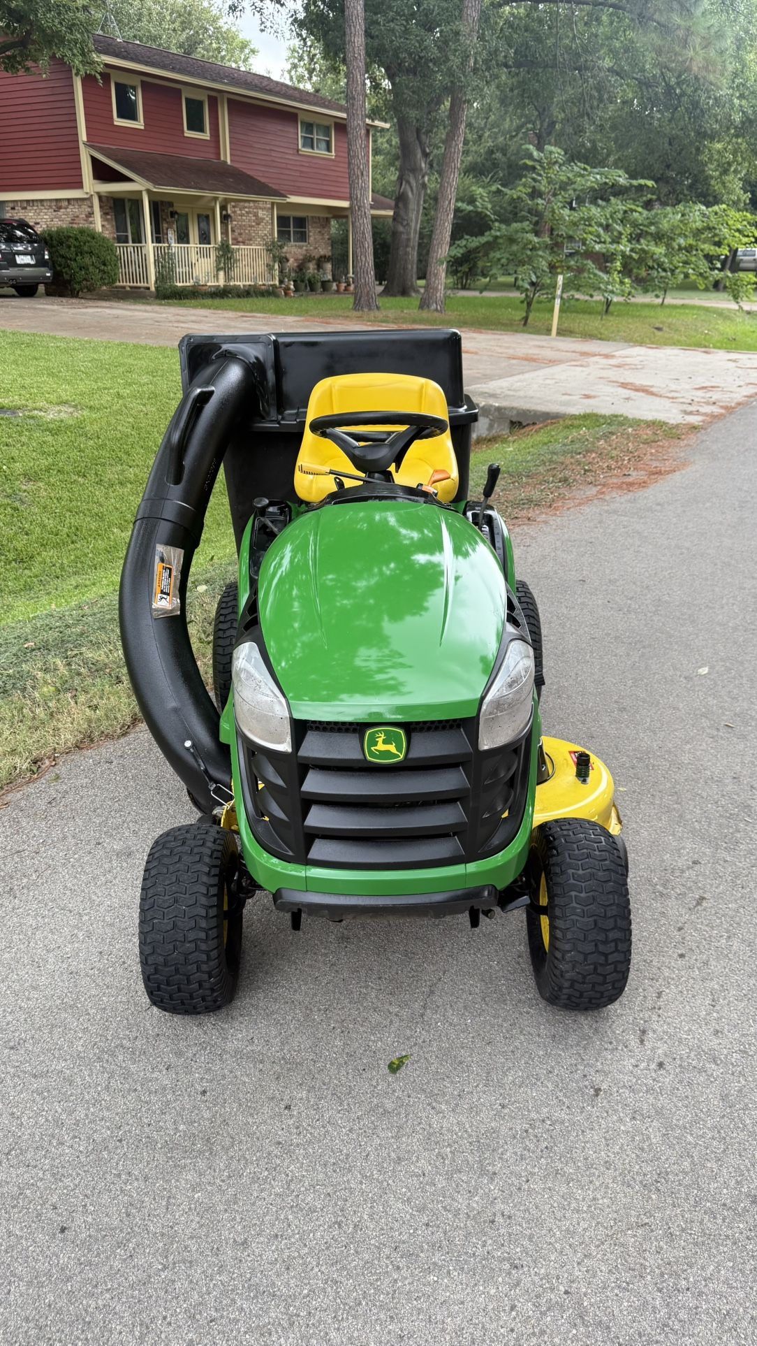 John Deere D105  17.5 Hp  /42” Hydrostatic/kubota/toro Timecutter/Big Dog /Ariens Apex/ Cub Cadet/ Hustler 
