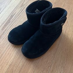 Ugg Girl Black Boots Size 3