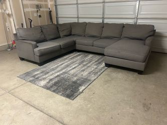 4pc Grey Sectional – Comfortable, Priced for Condition