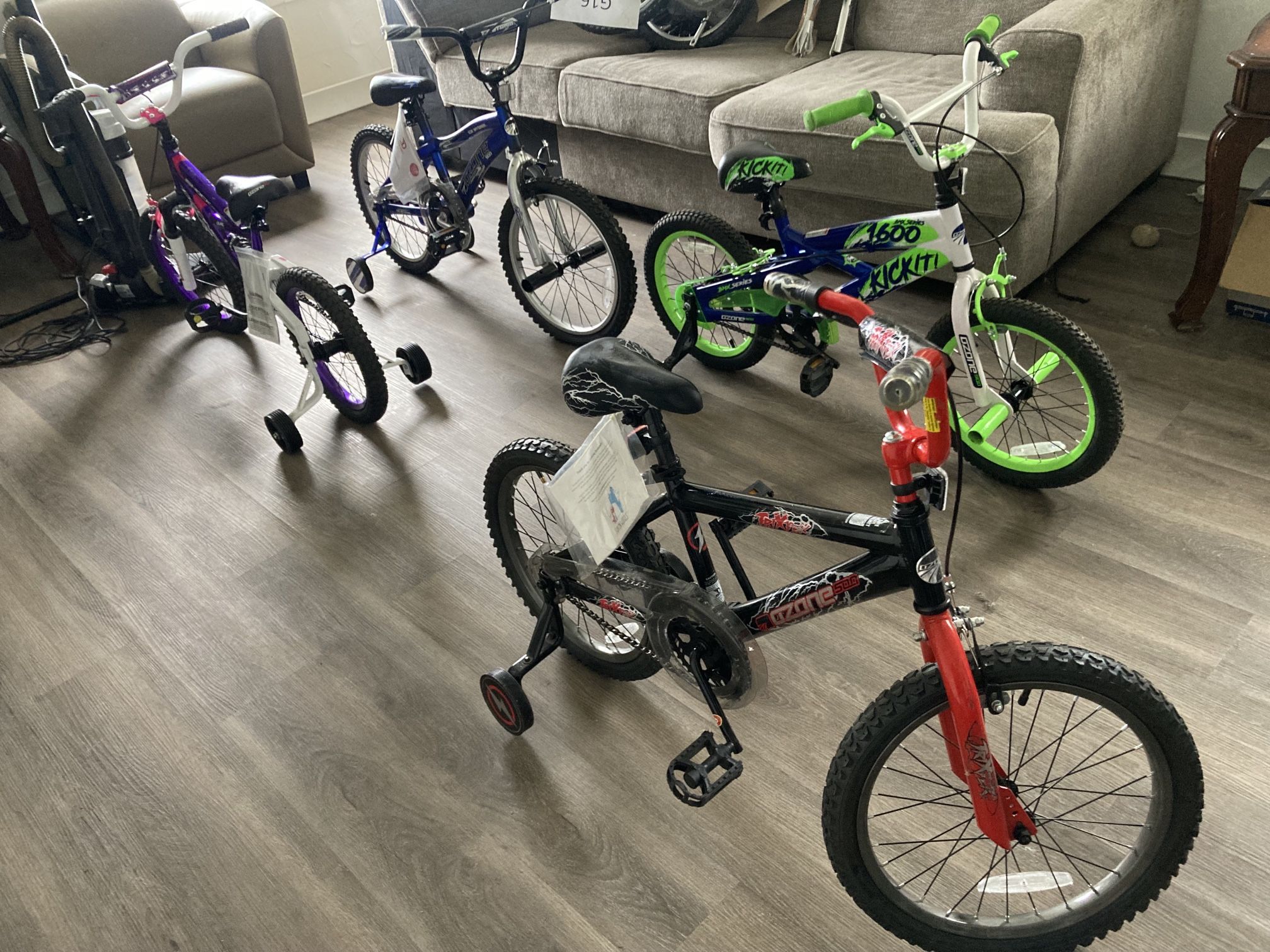 All Little Kids Bikes Start At 75$ If The Photo No longer There It’s Been Sold🤷🏽‍♂️