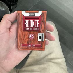 2022 Panini Playbook 49’ers Danny Gray Rookie Helmet/Patch Auto /25