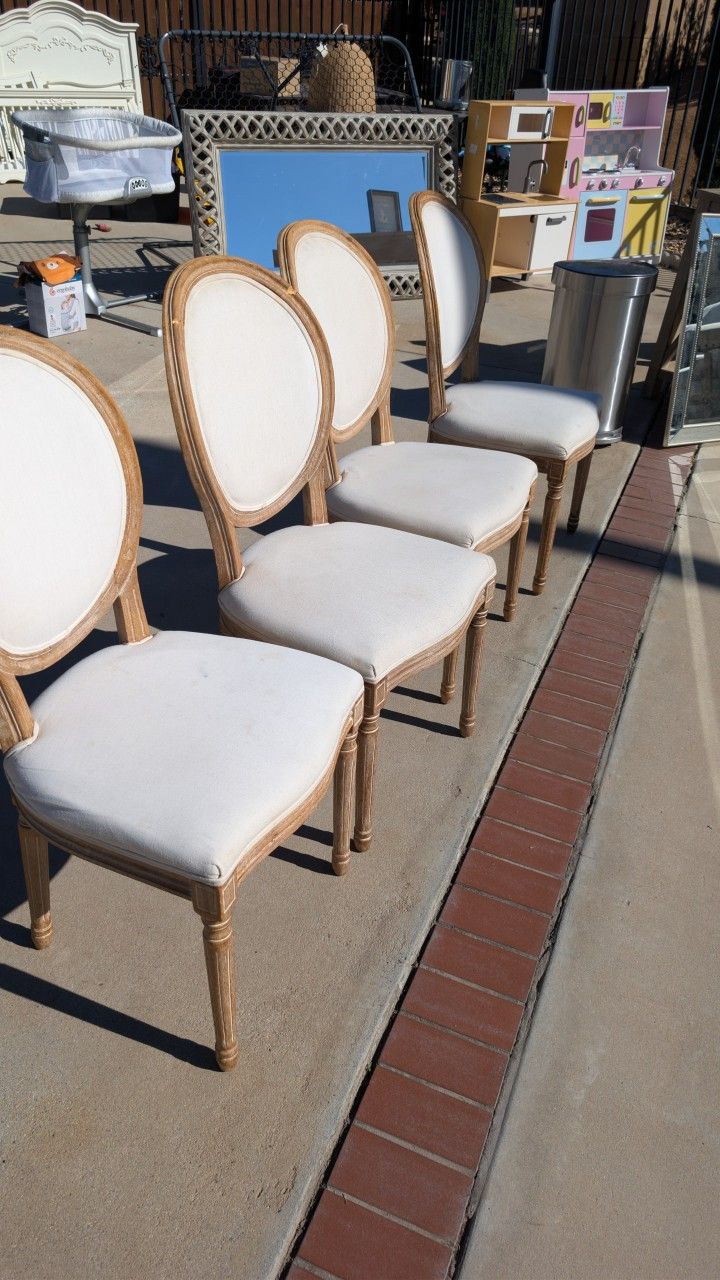 4 Kitchen Top Wood Chairs