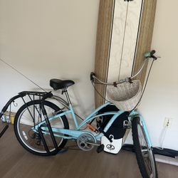 Electra Cruiser 7 Bike + Surf Rack – Barely Used