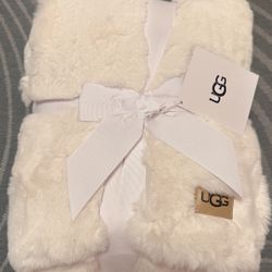 UGG Throw Blanket 