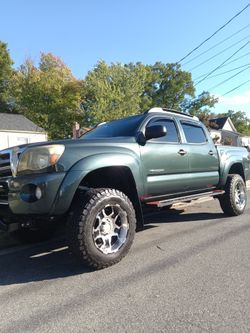 Toyota Tacoma PreRuner Con 72 Mil Millas Originales