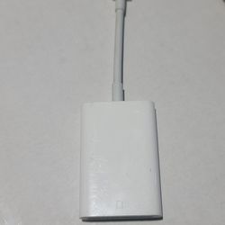 Original Apple USB-C to SD
