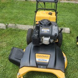 CUB CADET WALK BEHIND 