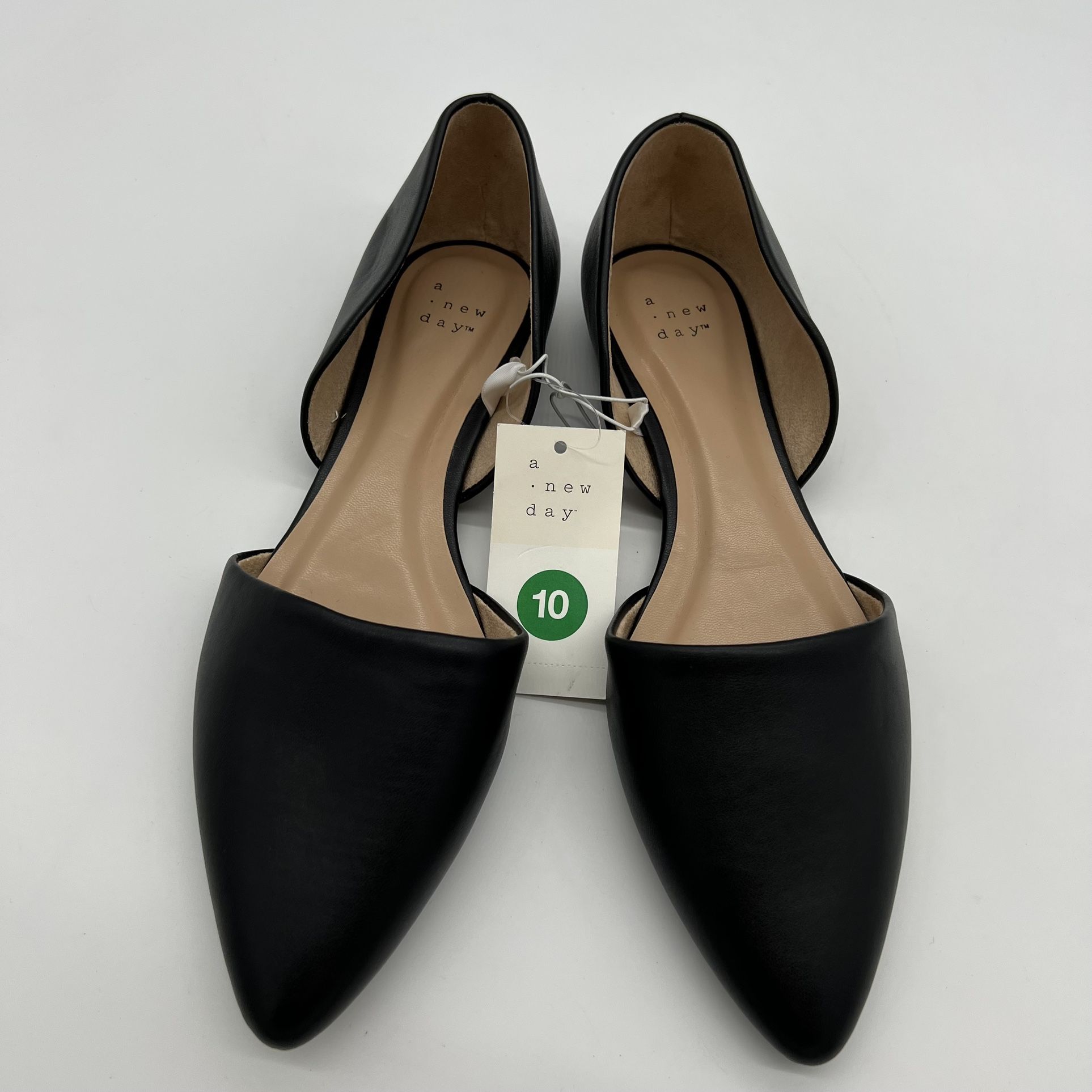 NWT Womens Cutout Pointed Toe Flats Black Business Work