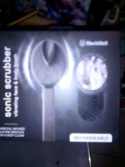 Black Wolf Vibration Face And Body Brush