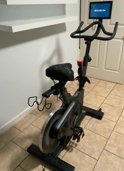 Exercise bike ECHELON EX4S Echelon Connect EX-4s indoor bike  adjust