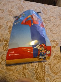 Super Mario × Large 14 . 16