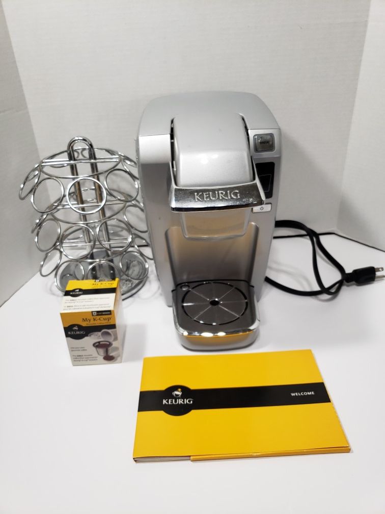 Keurig Coffee Maker & Reusable KCup Filter & KCup Holder
