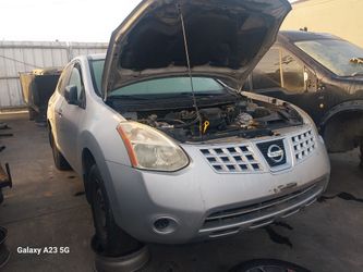 2010 Nissan Rogue For Parts