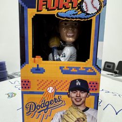 Roki Sasaki Rookie Bobble Head