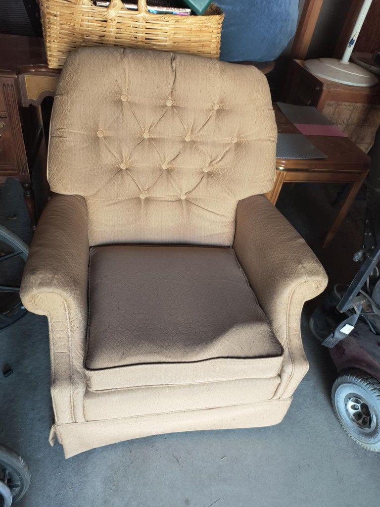 Rocking Sofa(Pick Up Only)