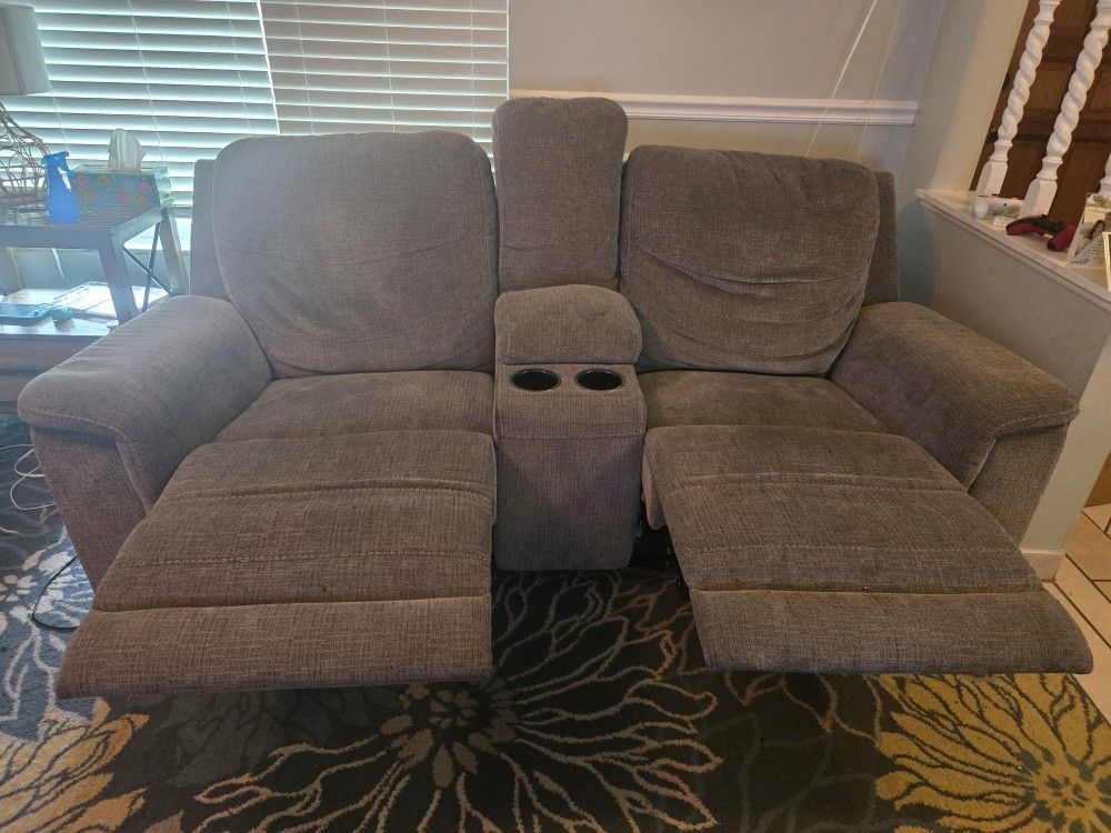 Electric Reclining Loveseat